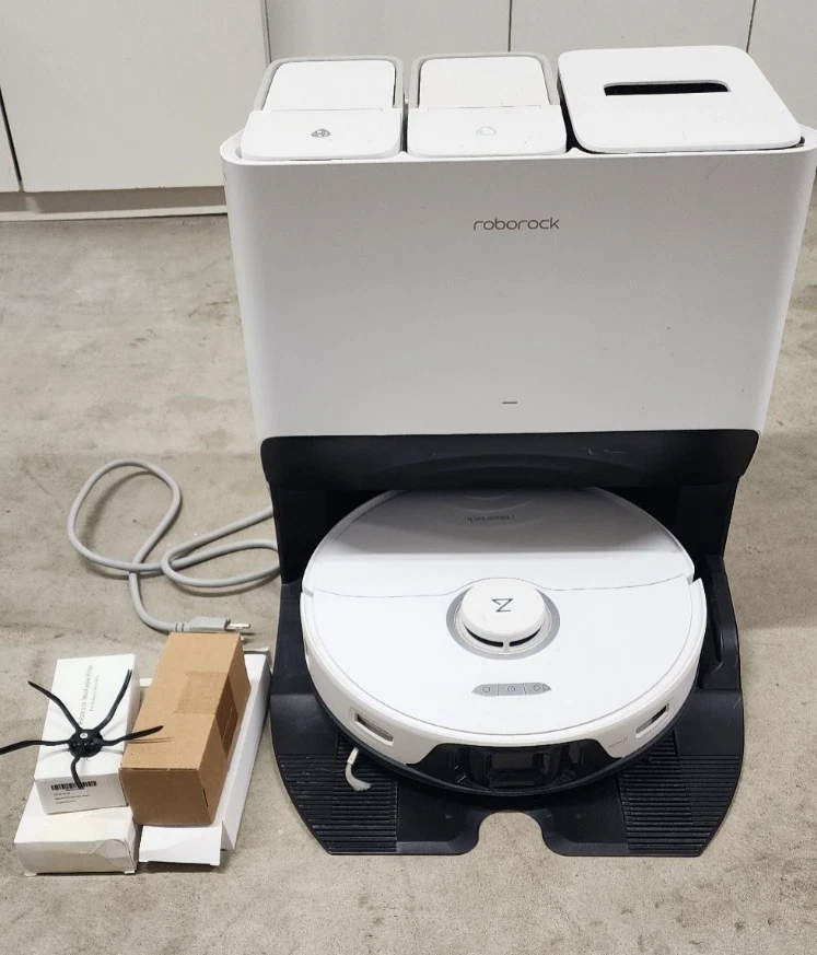 Roborock S8 Pro Ultra Robot Vacuum Mop -Refurbished