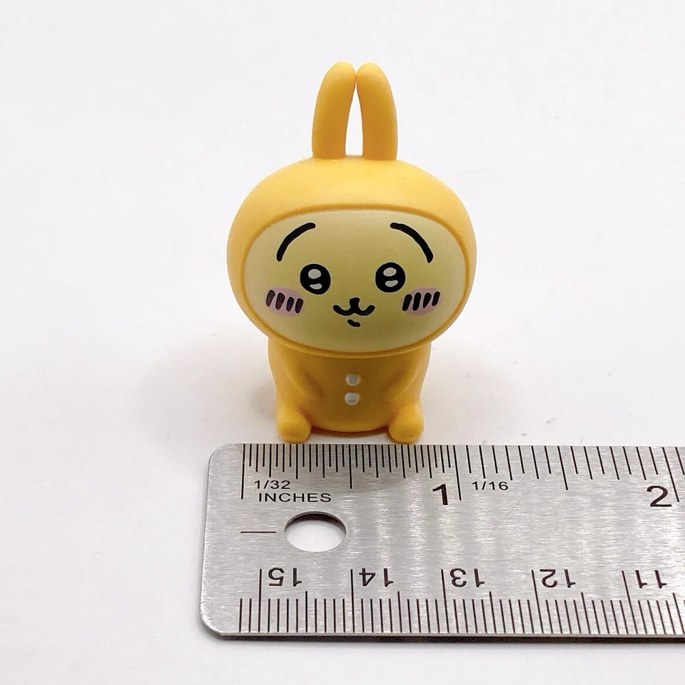 Mini figurine intérieure mascotte assise lapin Chiikawa Usagi en pyjama... - Photo 3/4
