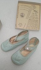 Vintage 1960s Mrs Days Ideal Baby Shoes White Size 1 Original Box