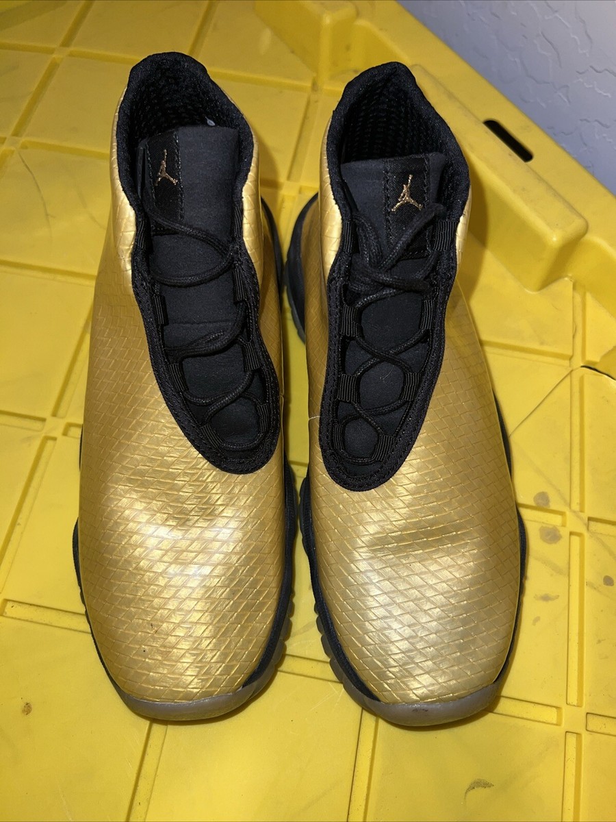 Nike Air Jordan Future GS Sz 5Y Metallic Gold Coin Retro 11 685251