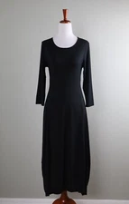 COMFY USA $148 Solid Black Super Soft Stretch Midi Lantern Dress Size Small