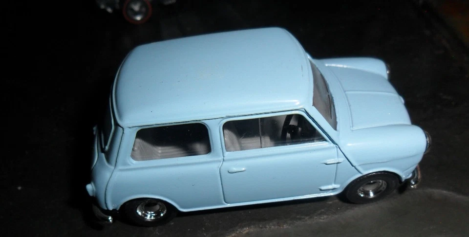 Lledo Days Gone Vanguards 1959 Austin 7 Mini Cooper Diecast Scale Model 2.75" - Image 2 of 4