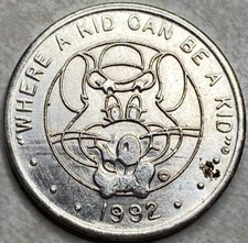 1992 Chuck E Cheese Where a Kid can be a Kid Arcade Game Slot Token T5746
