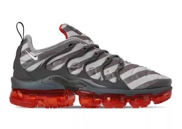Size 9 - Nike Air VaporMax Plus Wolf 