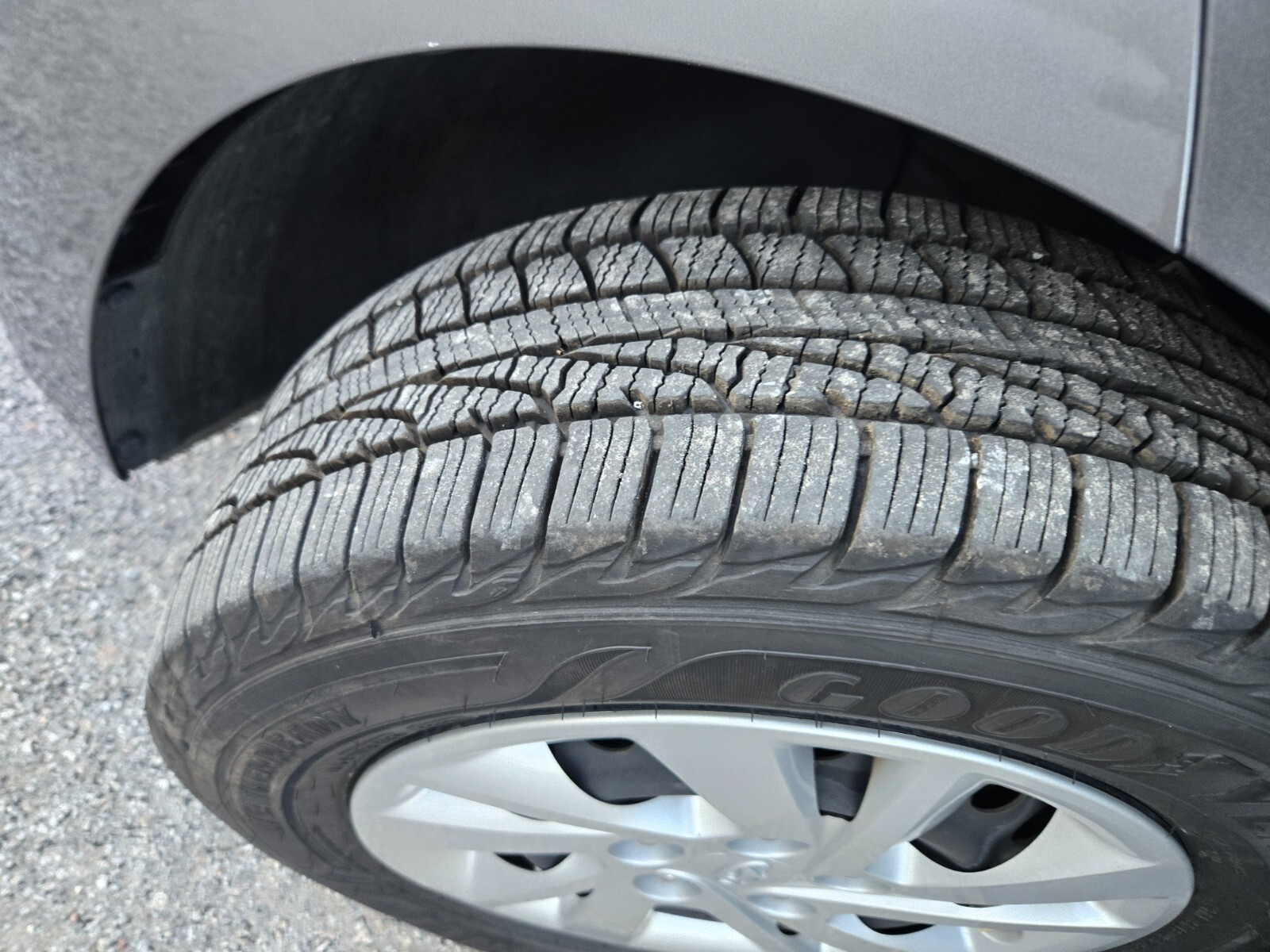 Hyundai Elantra - Image 22