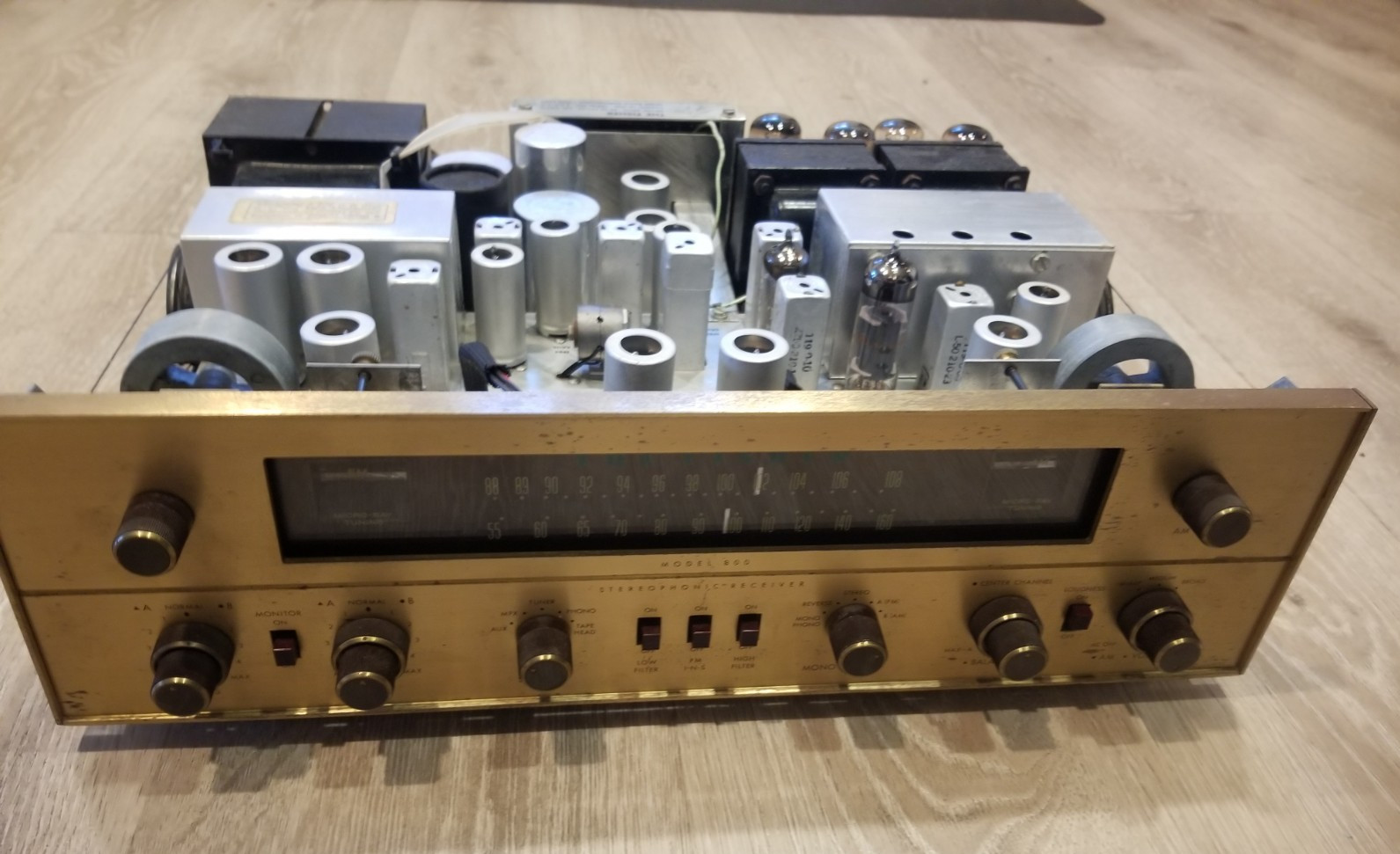 VINTAGE FISHER 800 GOLD FACE TUBE AMPLIFIER