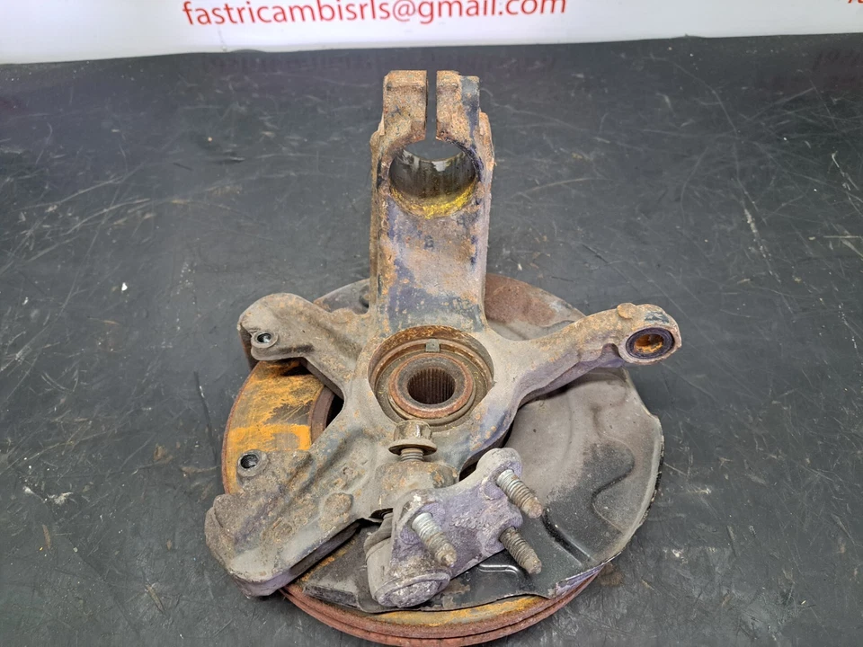 FUSELLO MOZZO MONTANTE ANTERIORE DESTRA SKODA FABIA III 1.4 TDI CUS 2017 - Imagen 3 de 3