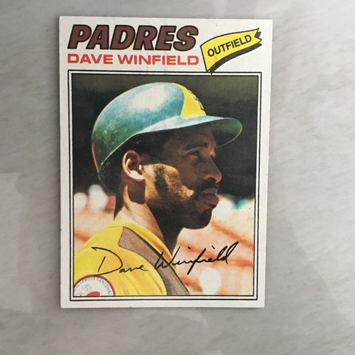 1977 Topps - #390 Dave Winfield