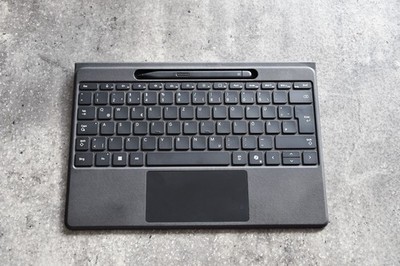Microsoft Surface Pro Flex Keyboard mit Slim Pen (Stylus)   Schwarz, OVP, Top