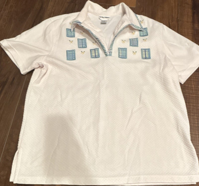 Alfred Dunner Embroidered Collared Short Sleeve Geometric Blouse White Blue L