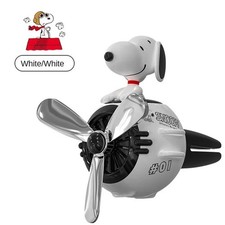 Snoopy Car Air Freshener Aromatherapy Fragrance Piece Decoration Perfume Clip. Snoopy Car Air Freshener Aromatherapy Fragrance Piece Decoration Perfume Clip.