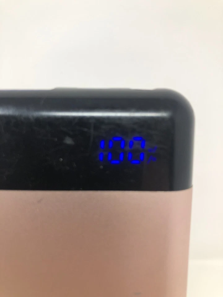 Портативный банк питания Blackweb с цифровым дисплеем - Изображение 3 из 4