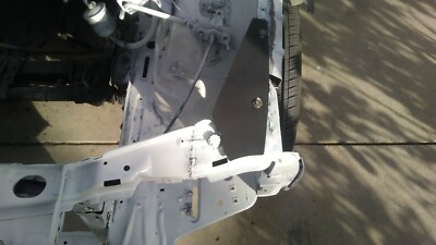 BMW E30 (1984-1991) Removable Radiator Support Brackets / Plates & Nuts / Bolts