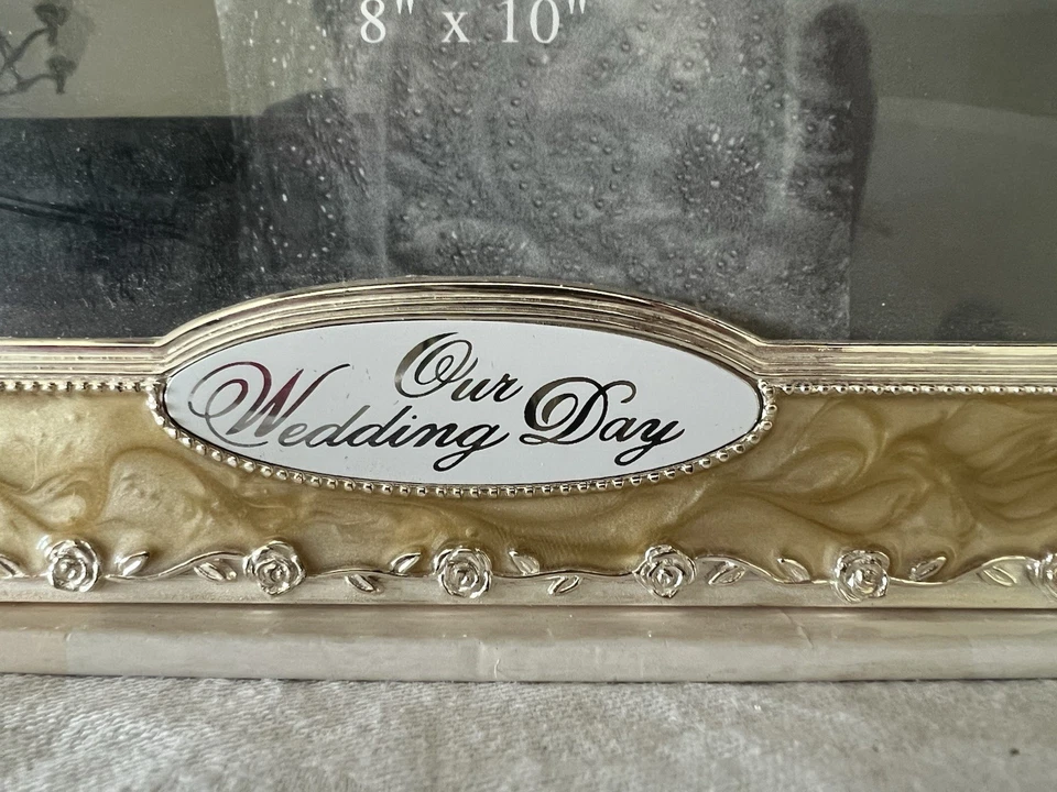 NUEVO EN CAJA Marcos Lawrence Amarillo Esmaltado Plata Floral 8X10 Marco de Fotos Boda Foto 3 de 3