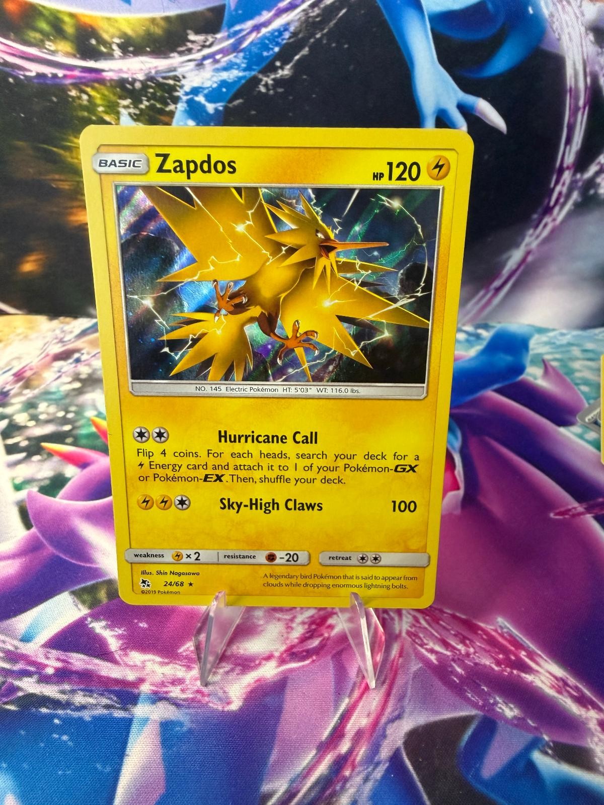ZAPDOS 24/68 HIDDEN FATES Holo Rare Pokemon