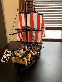 Lego Pirates #10040 &ldquo;Black Seas Barracuda&rdquo; (2002), Used, Very Good Cond,Complete