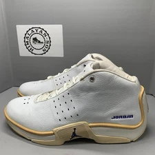 NIKE AIR JORDAN MEN JUMPMAN SQUADRON 23 WHITE/GOLD 305378-143 Size 12 Vintage