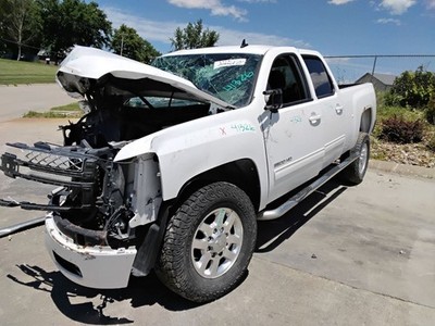 Fuse Box Engine Without Auxiliary Battery Fits 10-14 SIERRA 2500 PICKUP 1794224