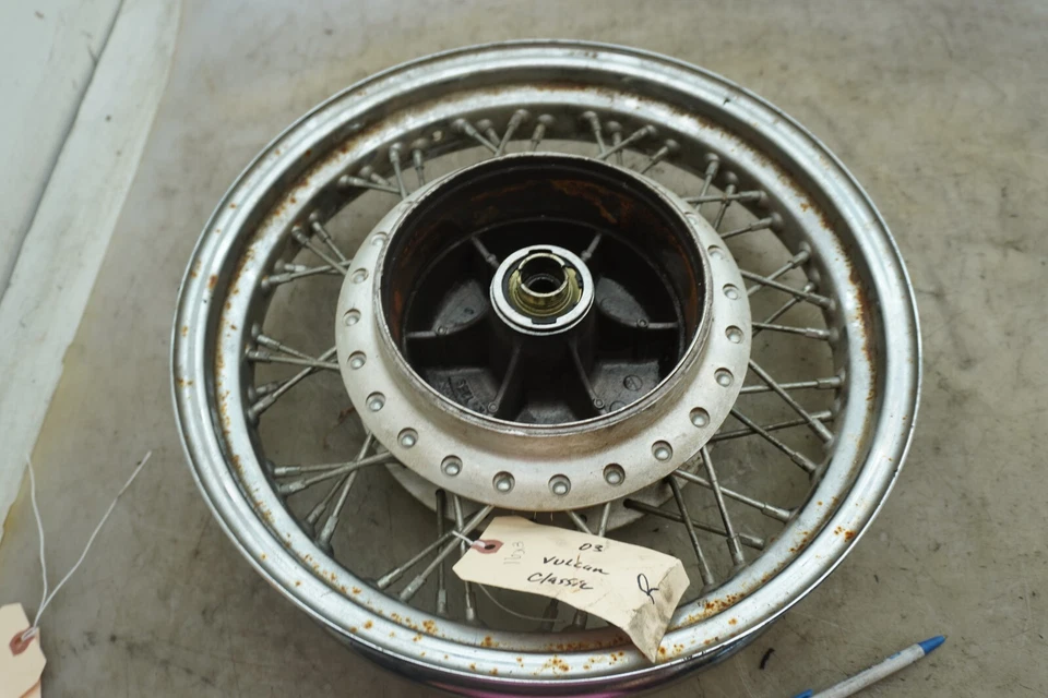 Kawasaki VN800 VULCAN 800 2003 rueda trasera clásica con radios (W-7) Foto 4 de 4