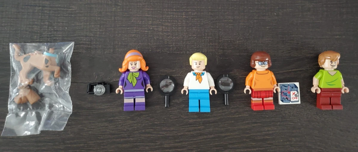Lego Scooby Doo MiniFigure Lot Fred Velma Daphne Shaggy Scoob