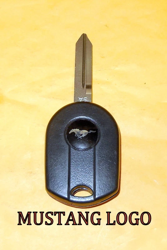 OEM 05-14 FORD MUSTANG CABEZAL REMOTO SIN LLAVE MANDO A DISTANCIA TRANSMISOR 164-R8087 5921186 Foto 2 de 2