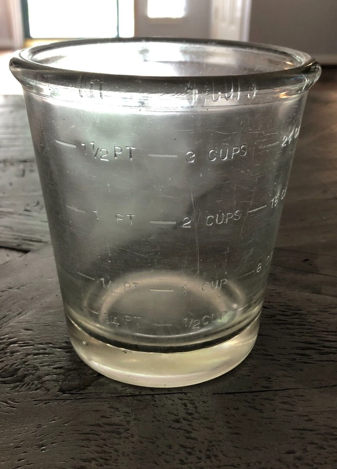 Vintage 1Quart 4Cups Measuring Glass Container L&A - 5.5" tall - RARE *SP8
Opens in a new window or