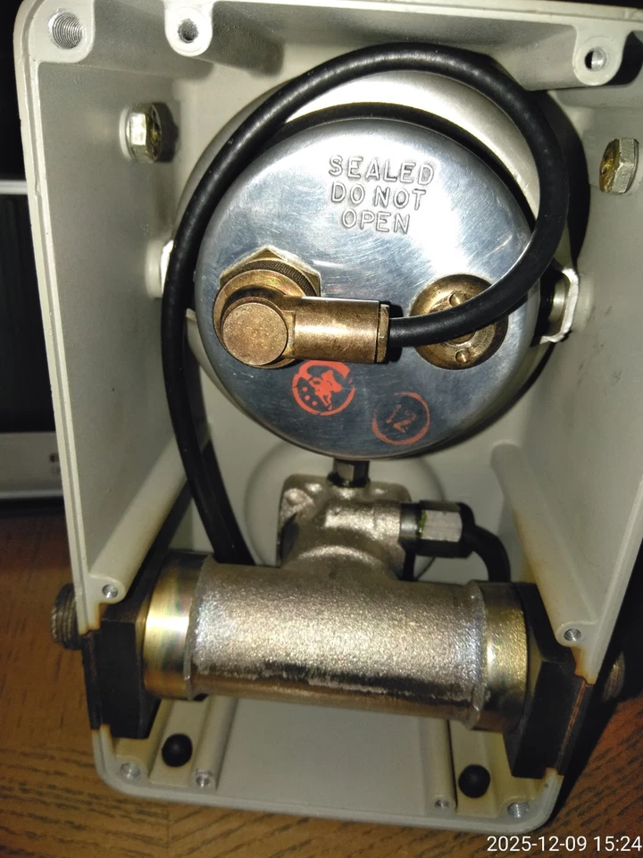 Vogel IM-89/UR Vintage SWR Funk HF-Meter (Meter lenkt ab, braucht Kalibrierung) - Bild 3 von 4