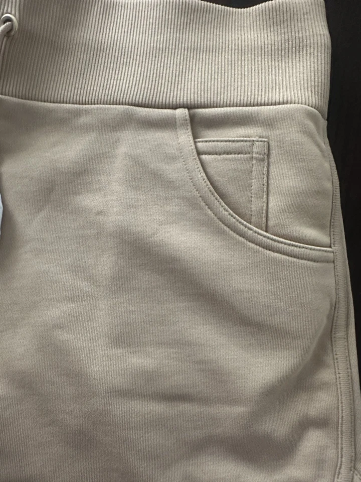 Shorts com cordão BALMAIN bege ‘B’ French Terry tamanho 46 /XXL FR /Tamanho 12/14 EUA - Imagem 4 de 4