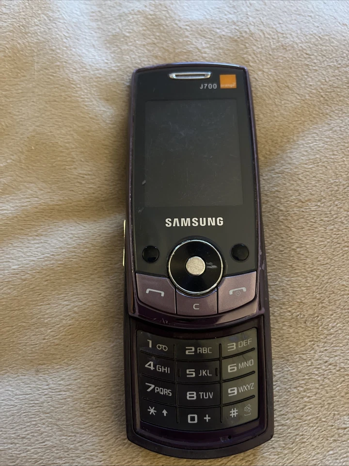 Samsung J700 Mobile Phone, photo 1 of 5
