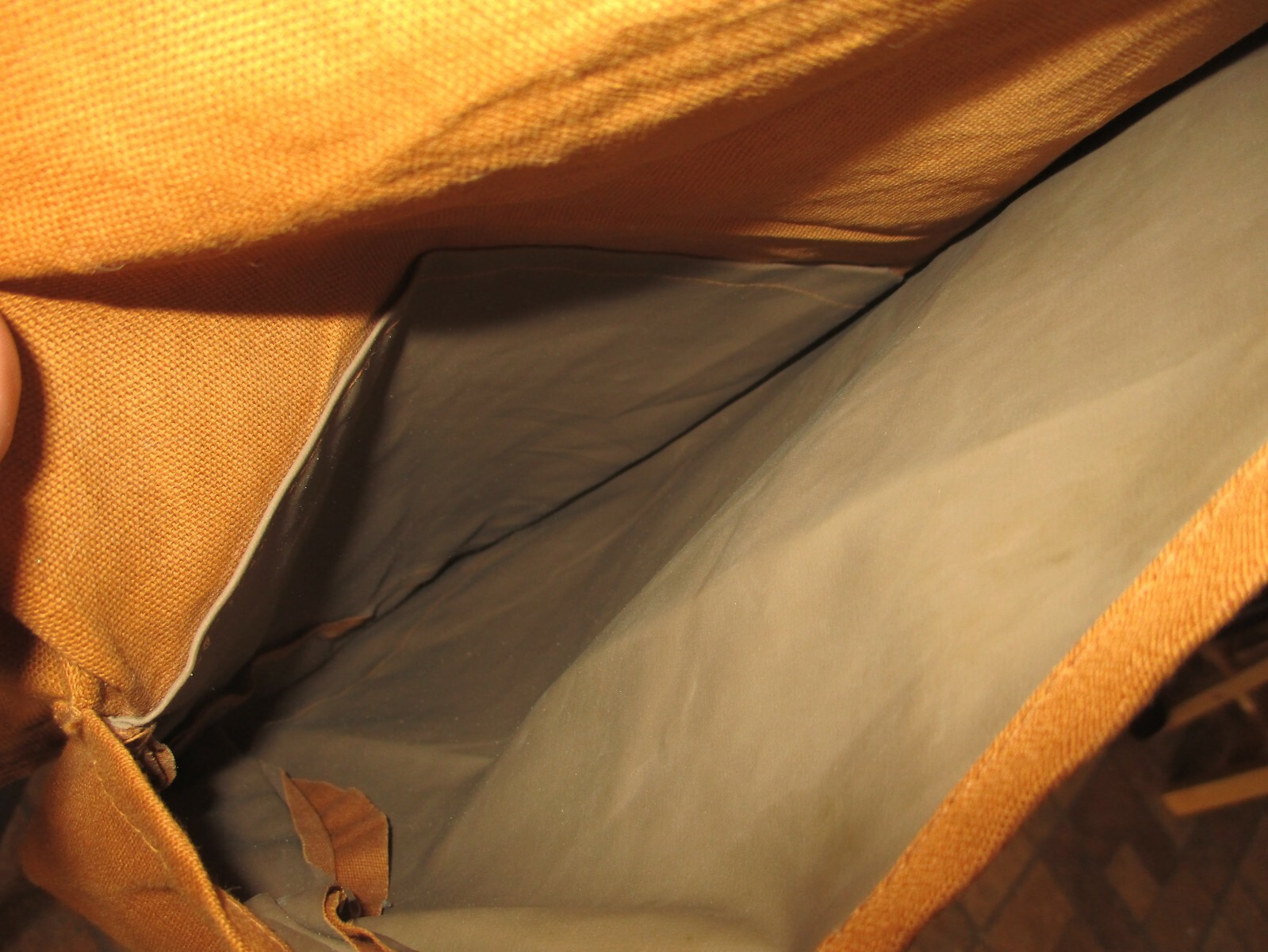 EUC vintage HUNTING CLOTHING BUDDY SCHOELLKOPF vest SIZE MED / WORN