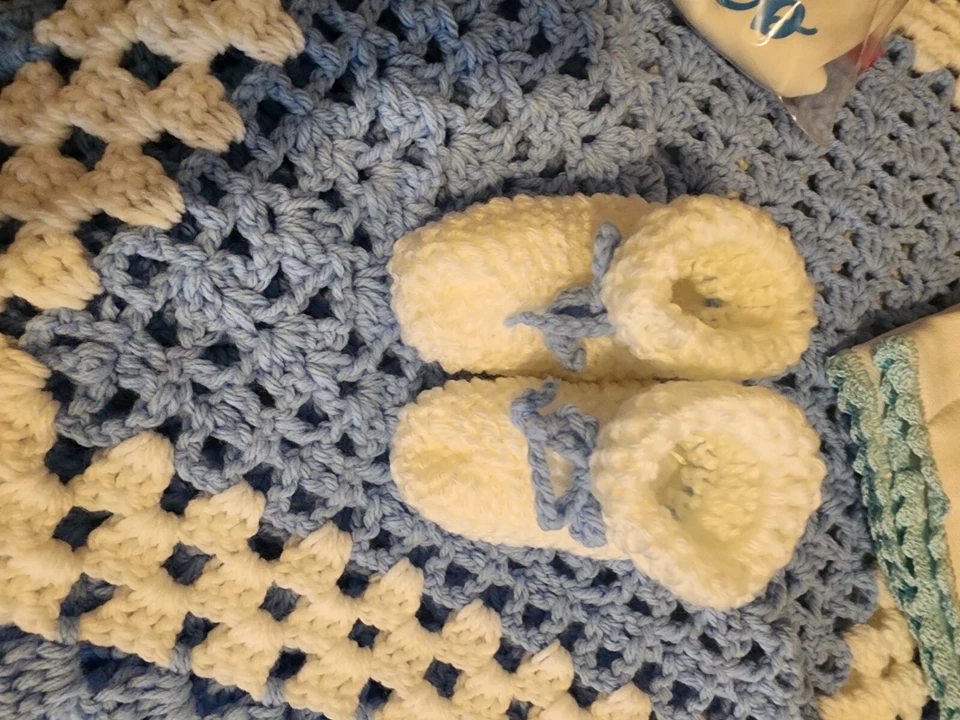 NEW Handmade Crocheted Baby Blanket Afghan WITH Onsie, Booties PERSONALIZED - Image 4 of 4