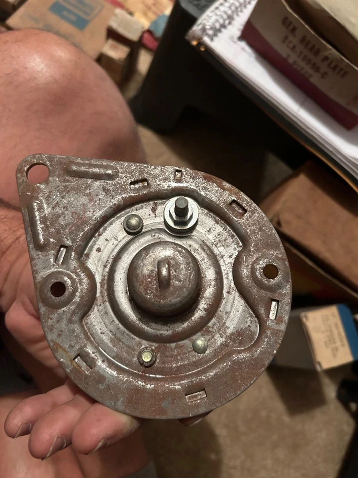 Ford Galaxy Thunderbird 1960/1961 generador placa final nuevo EE. UU. NOS B6A-10050-C Foto 2 de 4