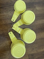 Vintage Tupperware Measuring Cups 4pc Yellow USA Replacement