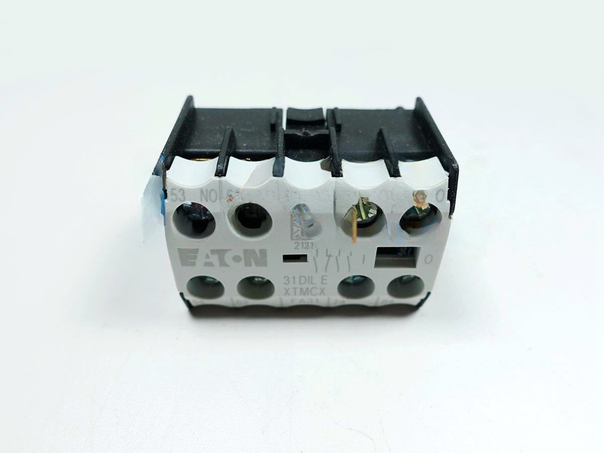 1PCS New For Auxiliary Contact 31DILE