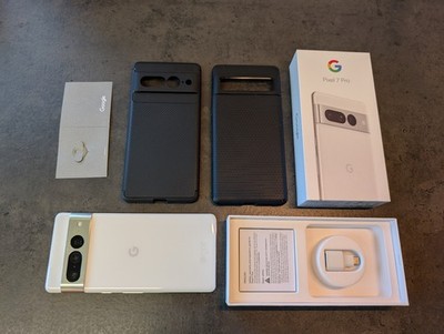 Google Pixel 7 Pro GP4BC - 128GB - Snow (Ohne Simlock) (Dual-SIM) + 2 Hüllen