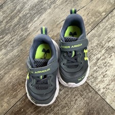 Under Armour Breathable Mesh Athletic Sneakers Gray Neon Green Toddler size 5K