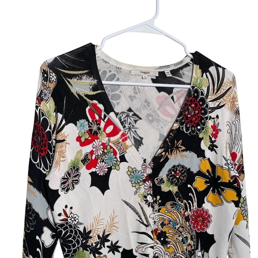 Suéter para mujer Vertigo Paris mediano floral con cuentas cuello en V manga 3/4 Y2K Foto 2 de 4