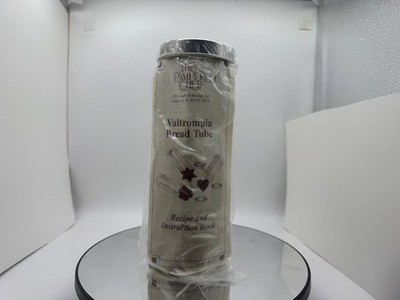 The Pampered Chef Flower Shaped Valtrompia Bread Tube