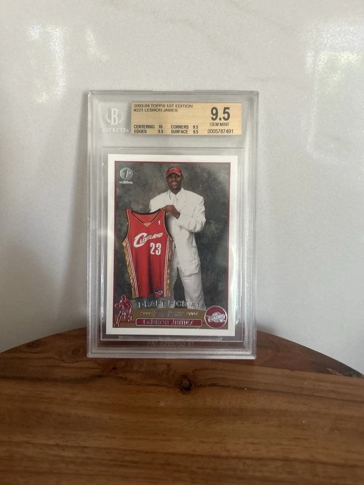 2003-04 Topps 1ª Edición RC LeBron James #221 Con 10 Centrados Posibles PSA10 Foto 2 de 4