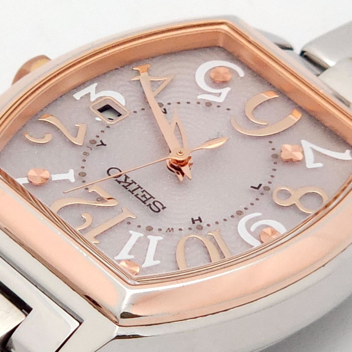 SEIKO LUKIA Radio wave control Solar 1B22-0BB0 Women Quartz Watch