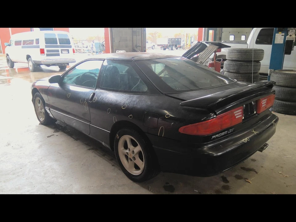 Used Hood fits: 1994 Ford Probe Grade C Foto 4 de 4