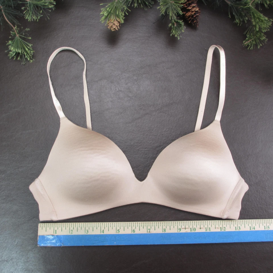 Sujetador Gilligan & O'Malley Talla 34B Beige Acolchado Inalámbrico Cierre Ajustable Espalda Foto 2 de 4