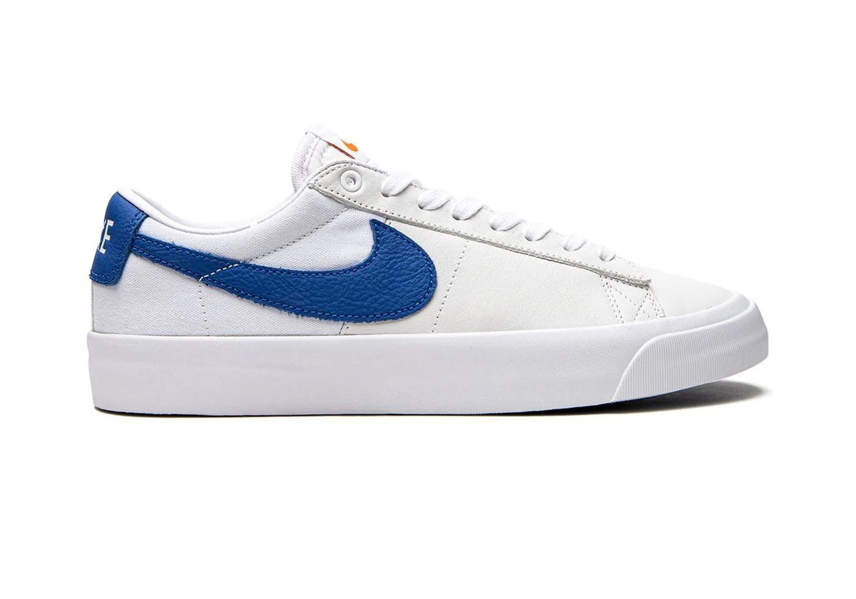 SALE NIKE SB ZOOM BLAZER LOW PRO GT WHITE VARSITY ROYAL BLUE