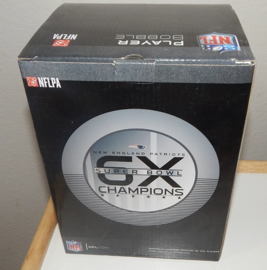 Bobblehead TOM BRADY New England Patriots 6x Campeón del Super Bowl Limited 59/150 Foto 3 de 4