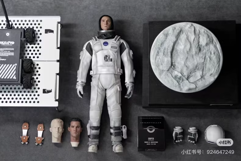 Three Steps Studio 1/6 Interstellar Joseph Cooper Action Figure In