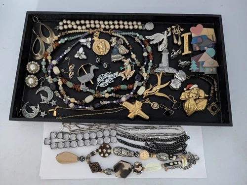 Vtg Mod Signed Costume Jewelry Lot Brooch Necklace Earrings gemstones Ect 30pc