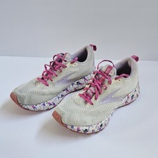 Brooks Revel 4 Running Shoes White Purple Pink SZ 10