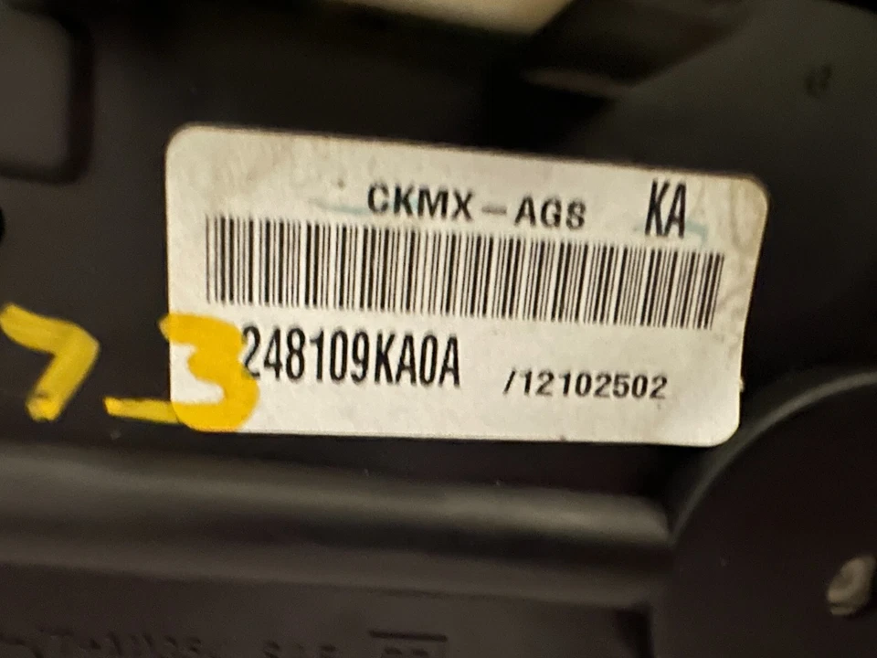 Medidores de painel de instrumentos velocímetro 2013 Nissan Versa 139.936 milhas - Imagem 3 de 3