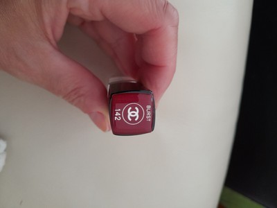 Chanel Rouge Coco Bloom 142 Burst
