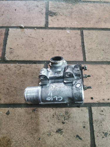 Renault Clio II AGR Ventil 8200247250 7700107471 140780